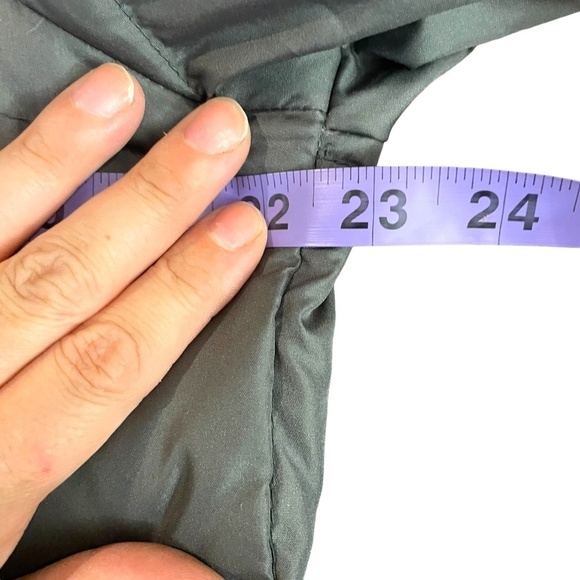 Dark Gray Feather Down Puffer Jacket 🤍 - Picture 15 of 16